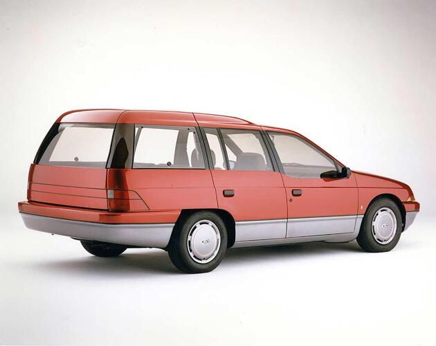 1986-ford-vignale-tsx-6-concept-01