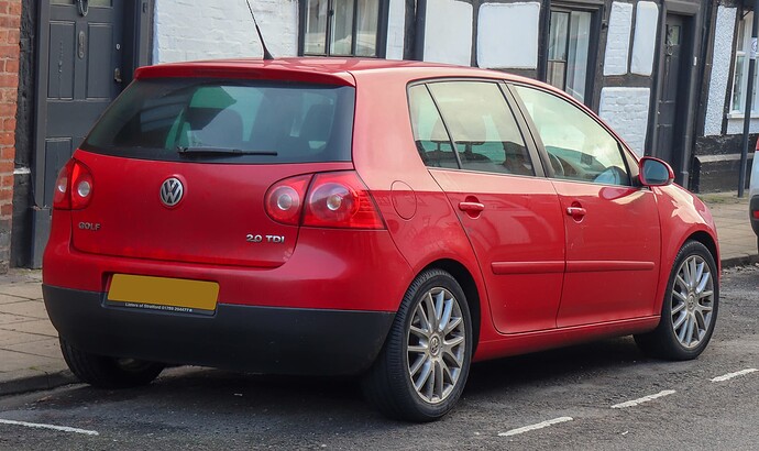 13-26-10-2008_Volkswagen_Golf_GT_Sport_TDi_140_2.0_Rear