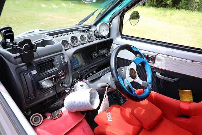 1724730524-11_AMW_20240712_daihatsu_midgetll-1024x683
