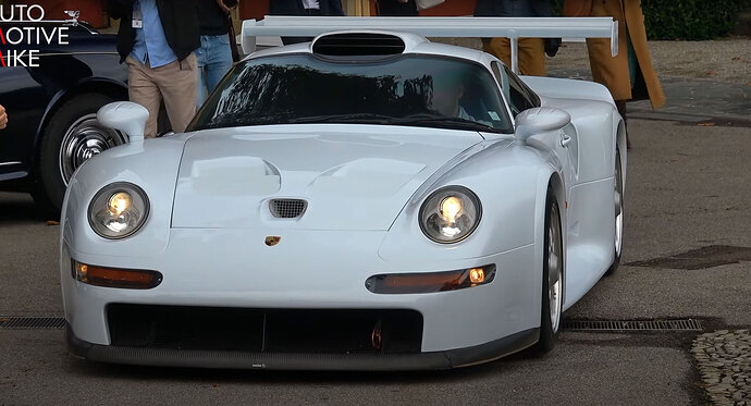 Cars Don't Come Much Crazier Than The Porsche 911 GT1 Strassenversion |  Carscoops