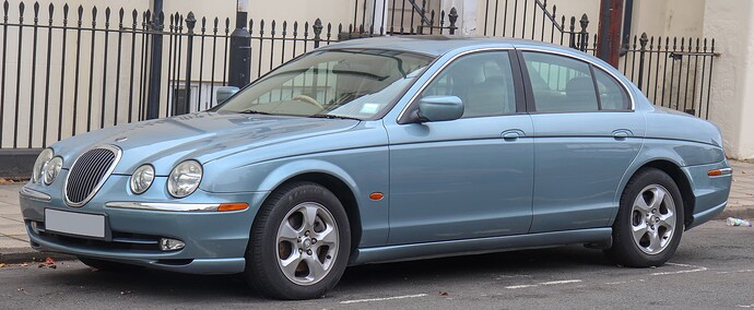 19-01-36-2002_Jaguar_S-Type_V6_SE_Automatic_3.0_Front