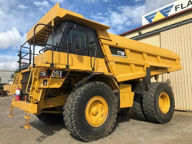 Caterpillar-773D-Rigid-Off-Highway-Truck_30617216.h