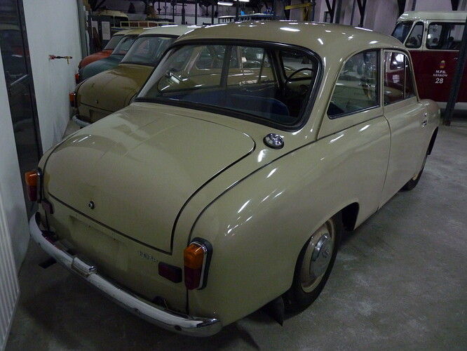 FSO_Syrena_104_at_the_Muzeum_Inżynierii_Miejskiej_in_Kraków_(4)