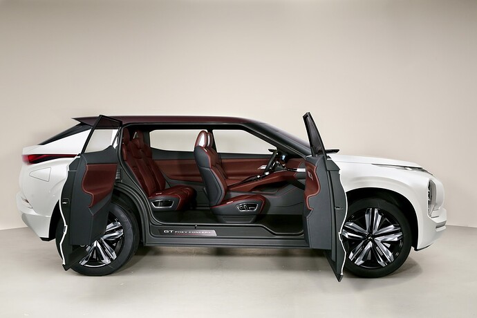 2016-Mitsubishi-GT-PHEV-Concept-Interior-01