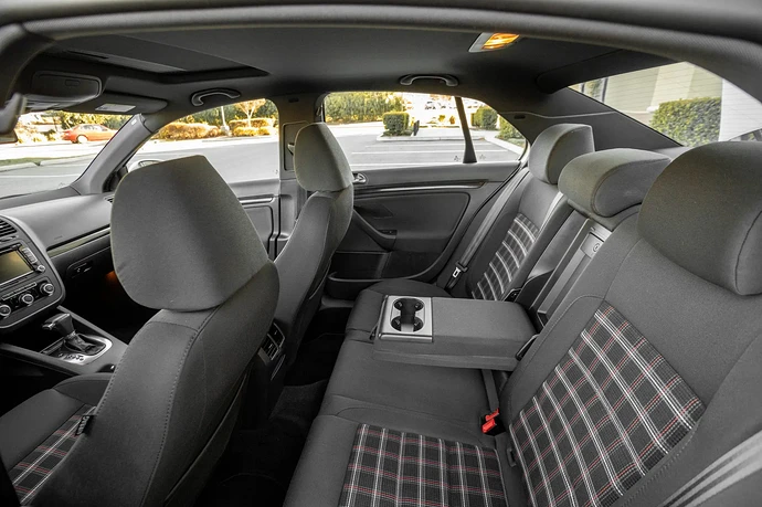 2010_volkswagen_jetta_1610492453ef66e7dff9f98764da2010_volkswagen_jetta_161049245298764daaea1987a-b18a-4a1f-a996-c84ac6b13976-eAWjV9-scaled