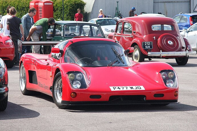 1996_Ultima_Sport_in_red_-_exfordy