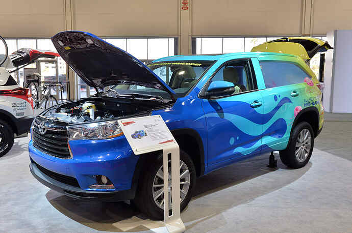 03-spongebob-toyota-highlander-sema-1-jpg