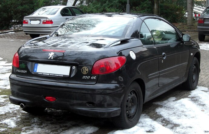 19-26-38-2000px-Peugeot_206_CC_rear