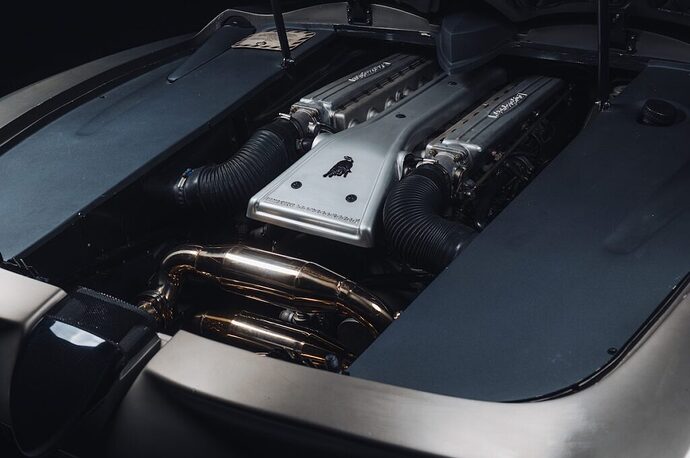 Lamborghini-Pregunta-Engine-1024x681