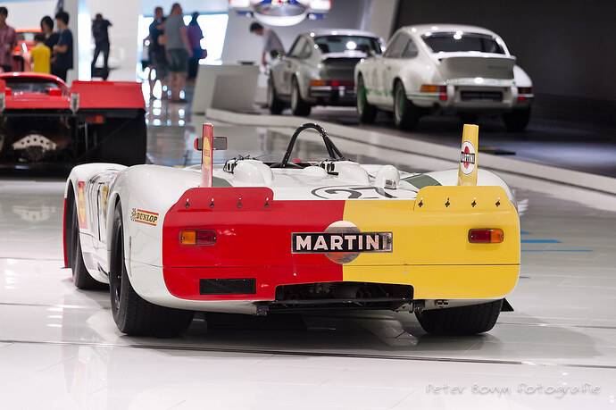 26249121715_f6ba9deb37_b