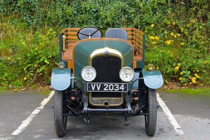 Citroen-Kegresse-Half-Track-3-768x513