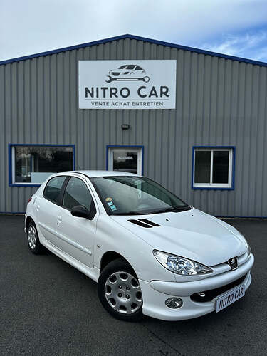 E12AA365-7B34-47F4-A9CB-839034A4F8A5_1200x1200