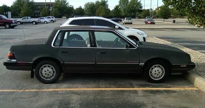 1986Pontiac6000STE08