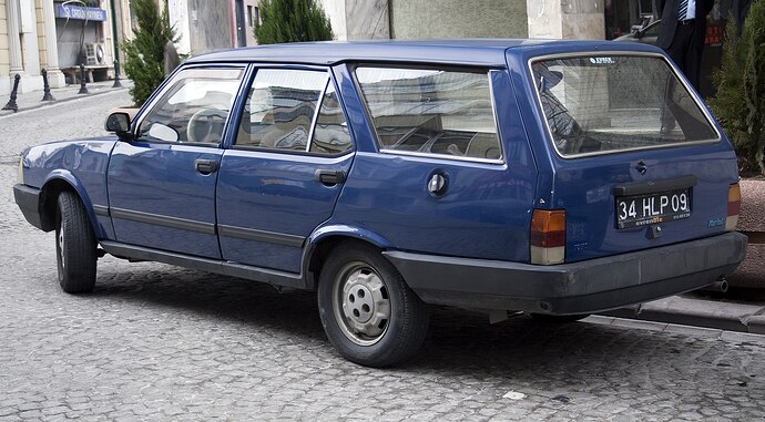 Tofaş_Kartal_in_blue,_rear