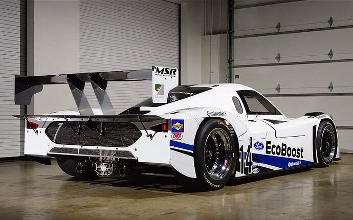 Daytona-Prototype-car_6