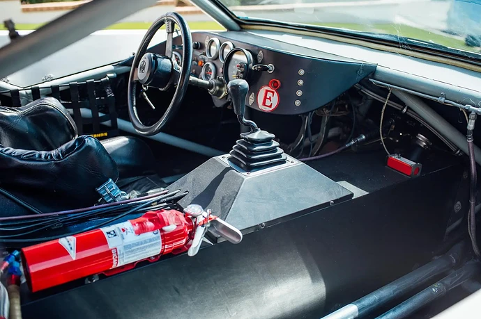 2005_pontiac_hufficker_imsa_gtu_15609768284d1bc0e1742c08bBAT_HuffakerFiero-46