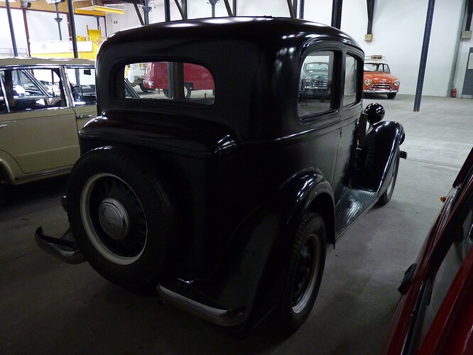 Polski_Fiat_508_III_Junak_at_the_Muzeum_Inżynierii_Miejskiej_in_Kraków_(4)