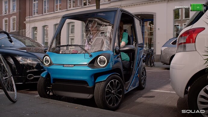 squad-launches-the-world-s-first-solar-city-car-a-budget-friendly-moped-on-four-wheels_5