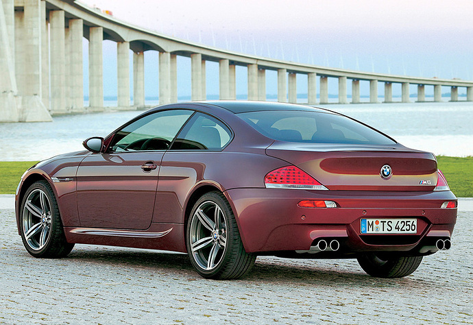 2004-bmw-m6-9