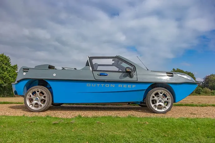 Dutton-Reef-Amphibious-Vehicle-17-1536x1024