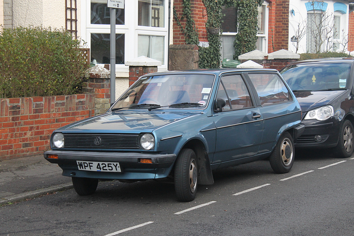 1982_VW_Polo_1.1_GL_(13226543593)