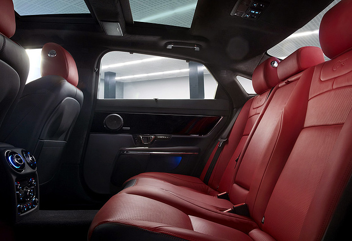 2013-jaguar-xjr-6
