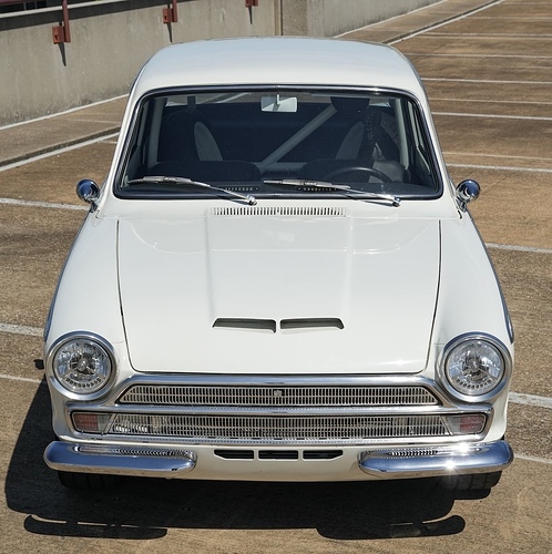 Ford-Cortina-V8-Sleeper-10