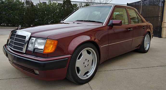 Mercedes-Benz-500E-1a
