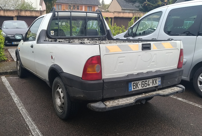 Fiat_Strada_(33900162068)