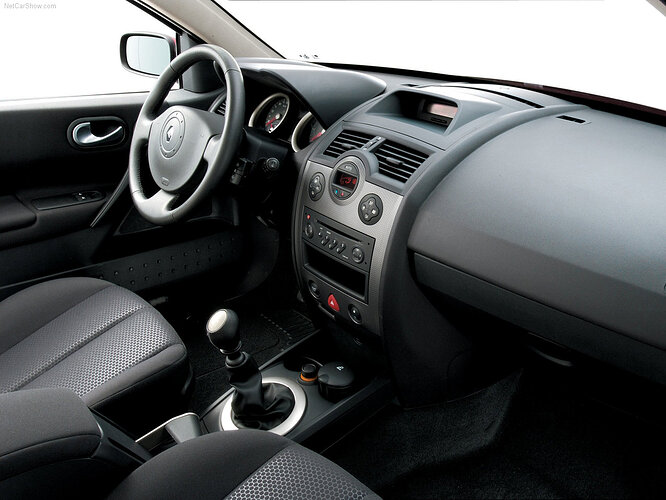 Renault-Megane_II_Estate-2003-1280-7adf17a1b032d8ad323f25dca0c35b9c2f