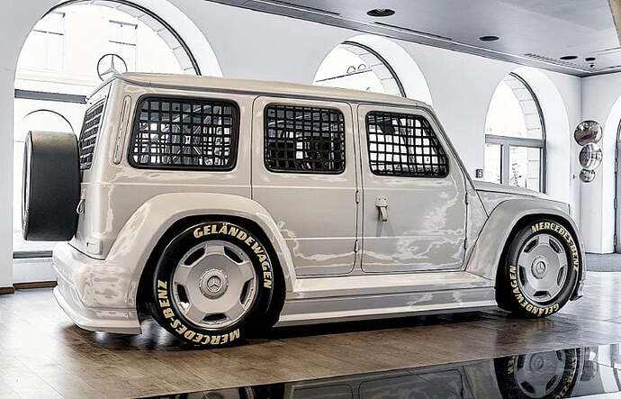 Maybach-EQ-8-G-wagen-768x494