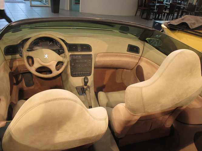 Peugeot_406_Concept_Toscana_4