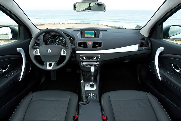 renault_fluence_ze-54