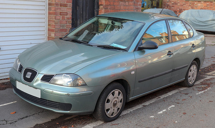 2003_SEAT_Cordoba_S_1.4_Front