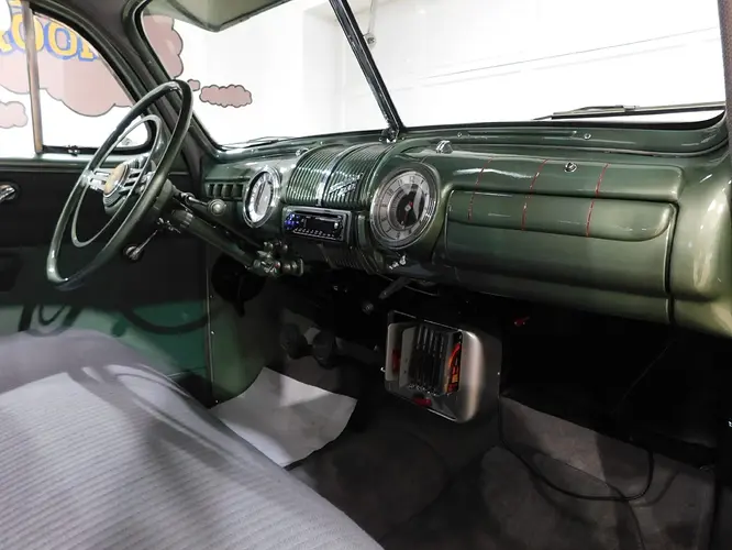 1947_mercury_monarch-sedan_134-4-scaled