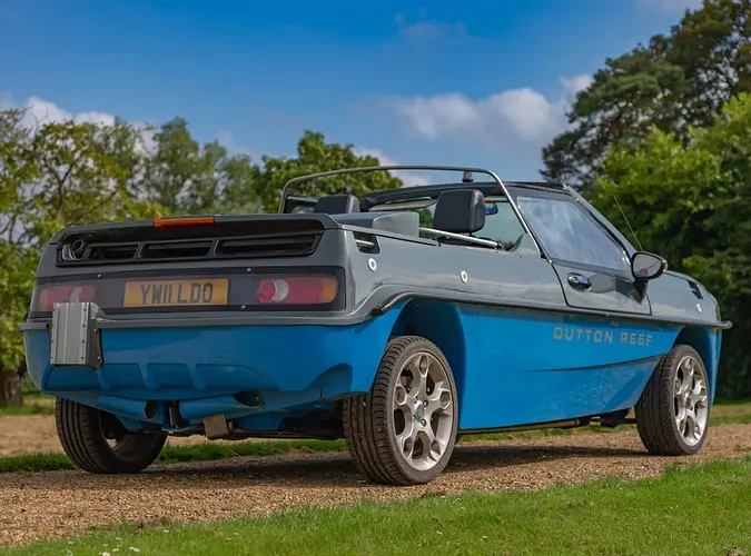 Dutton-Reef-Amphibious-Vehicle-22-1536x1137