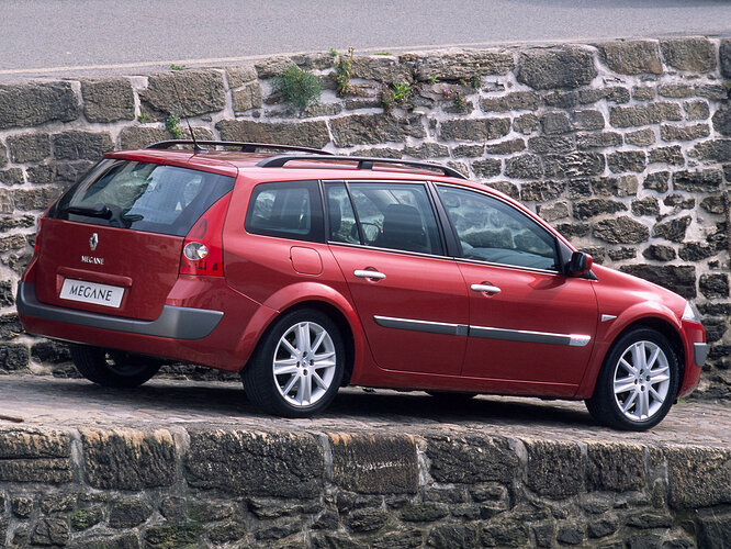 Renault-Megane_II_Estate-2003-1280-d925860a913d55bdb99f7fe70032478b91