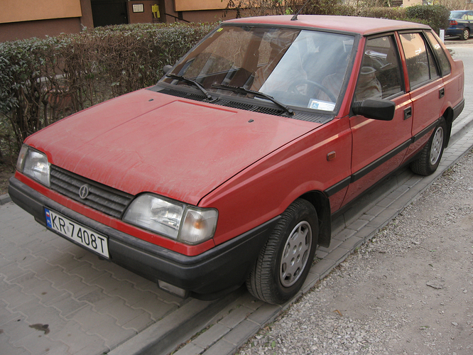 Red_FSO_Polonez_Atu_1.4_GLI_16V_Multipoint_injection_in_Kraków