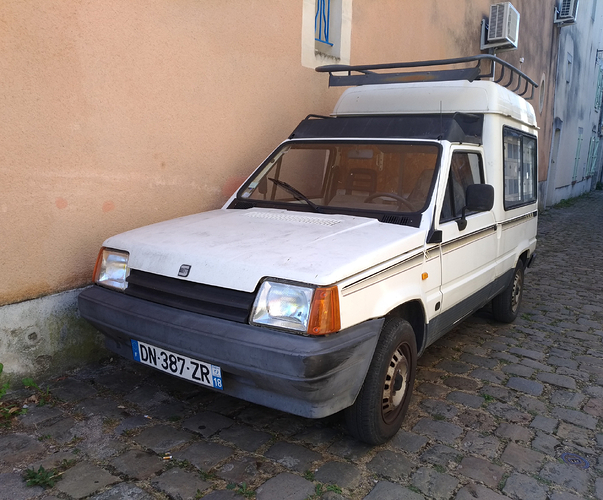 1990 Seat Terra 0.9 40 hp Front