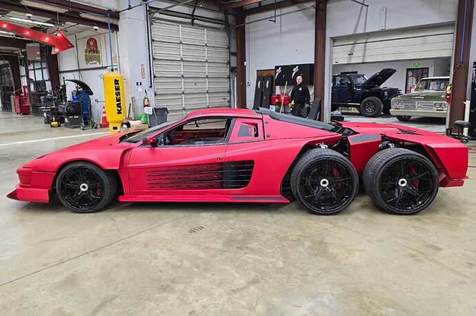 ferrari-testarossa-6-roues-3