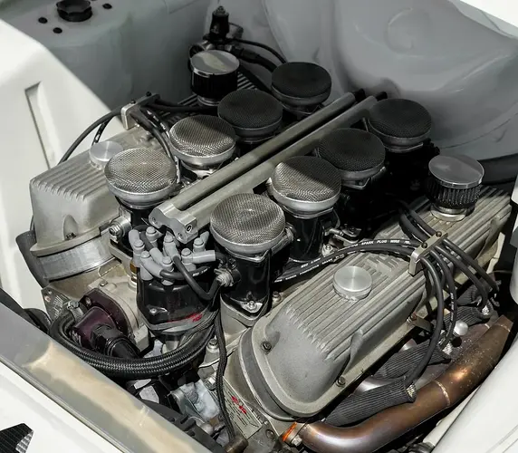 Ford-Cortina-V8-Sleeper-5
