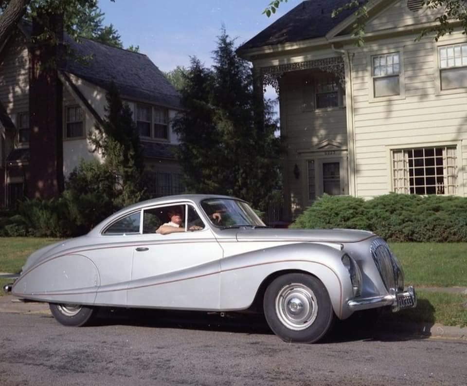 1953 Lady Norah Docker's Daimler DF300 Hooper Coupé 