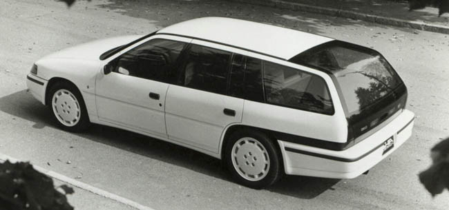 1984_Ghia_Ford_Vignale_TSX-4_02