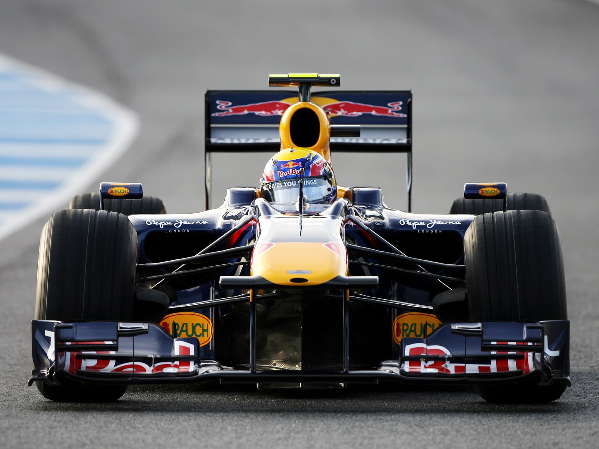 2010 Red Bull RB6 - CC2 Vehicle Suggestions - Car Crushers Forum