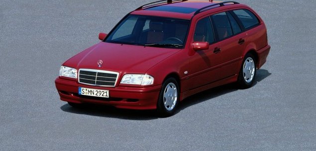 mercedes_-_benz_c-klasa_kombi_301_1015_head