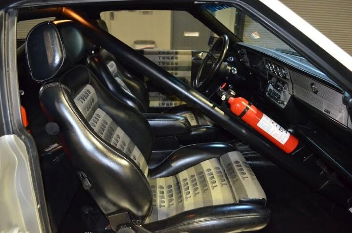 vintage-amc-amx-ppg-indy-car-world-series-pace-car-up-for-sale