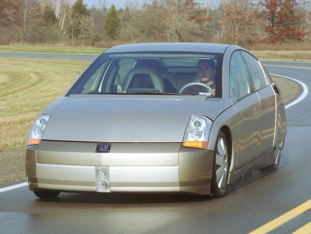 Precapt Auto 2000 GM Precept Concept - CC2 Vehicle Suggestions - Car Crushers Forum