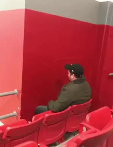 Worst Seat at Game - Peor Asiento