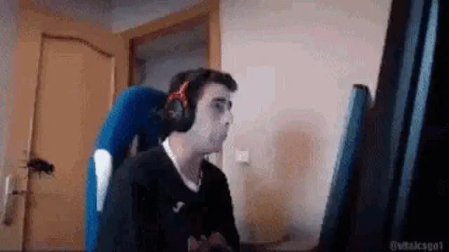 Breaks Keyboard in Frustration